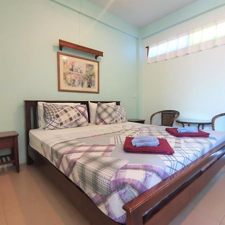 Baan Por Jai Hotel Koh Lanta Bagian luar foto