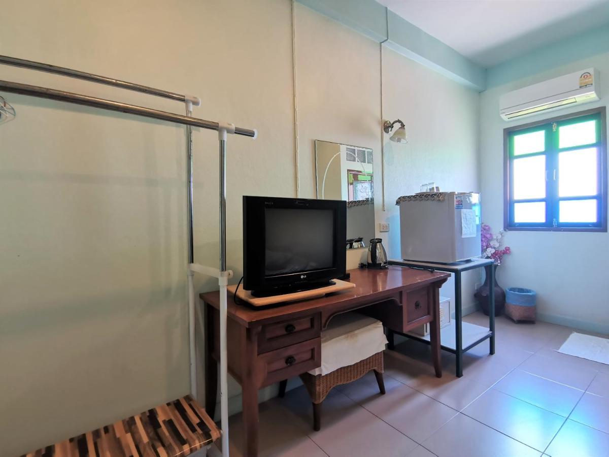 Baan Por Jai Hotel Koh Lanta Bagian luar foto